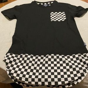 Size small univibe White and black shirt